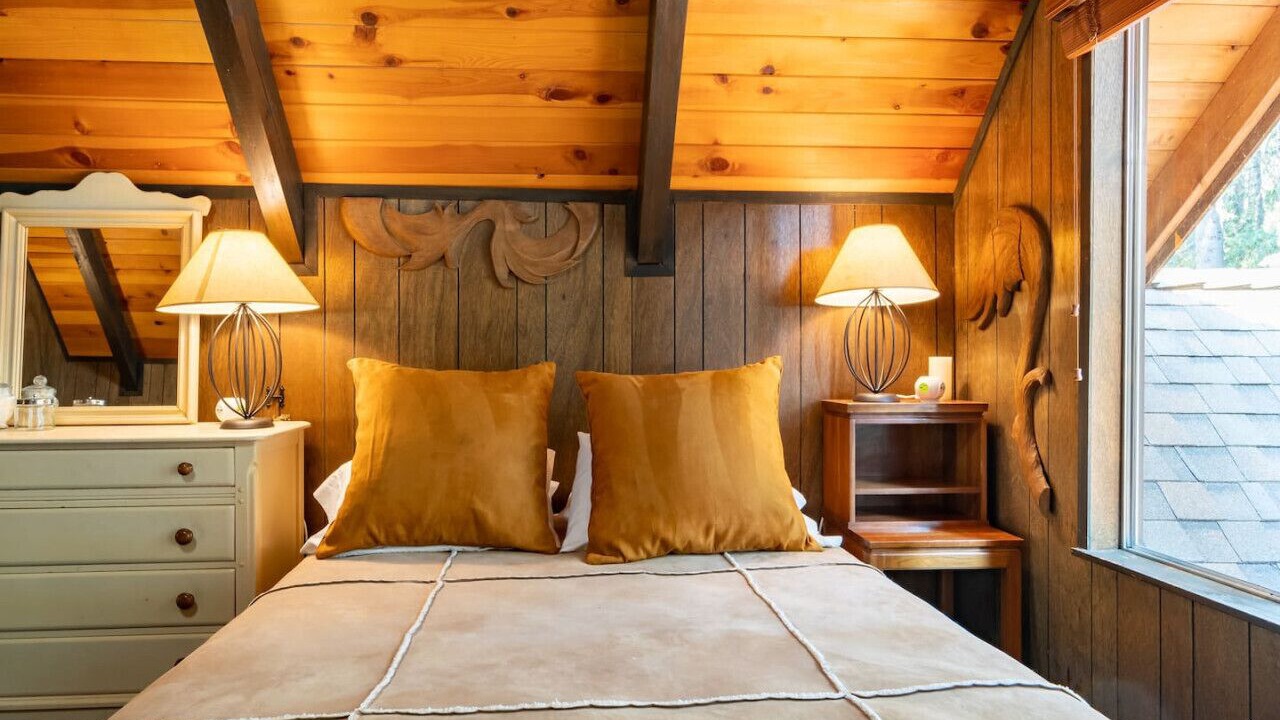 Photo of Bedroom in Homewood