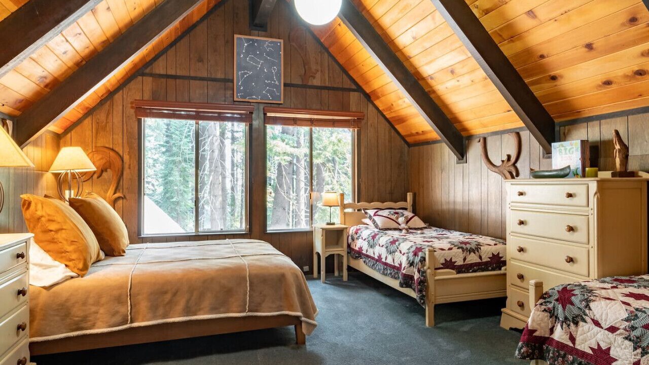 Photo of Bedroom in Homewood