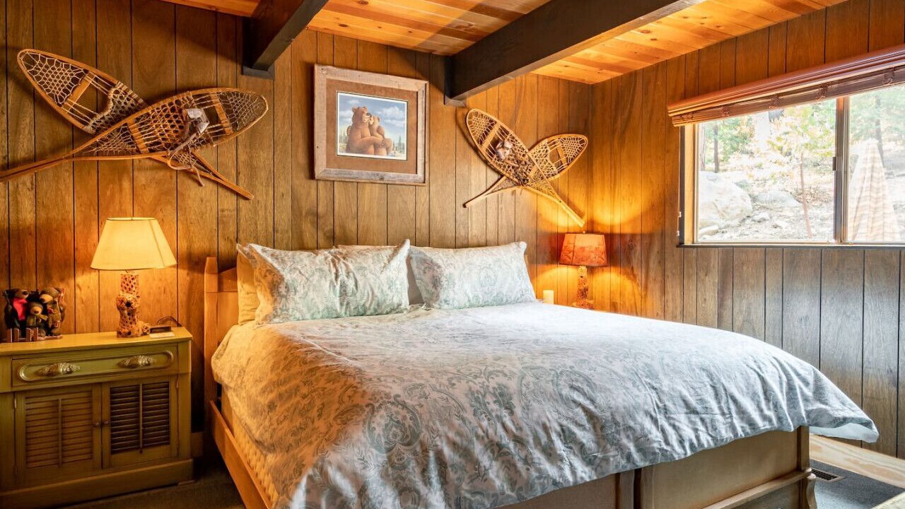 Photo of Bedroom in Homewood