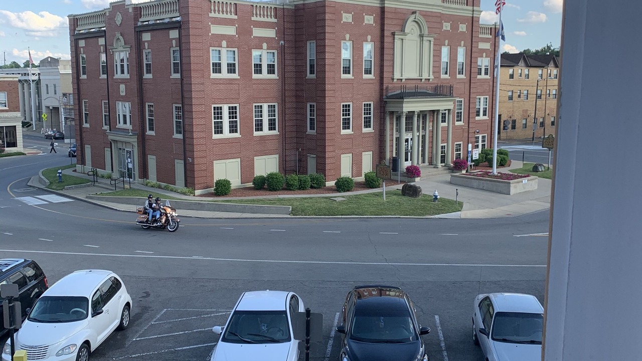 Photo of Others in Elizabethtown