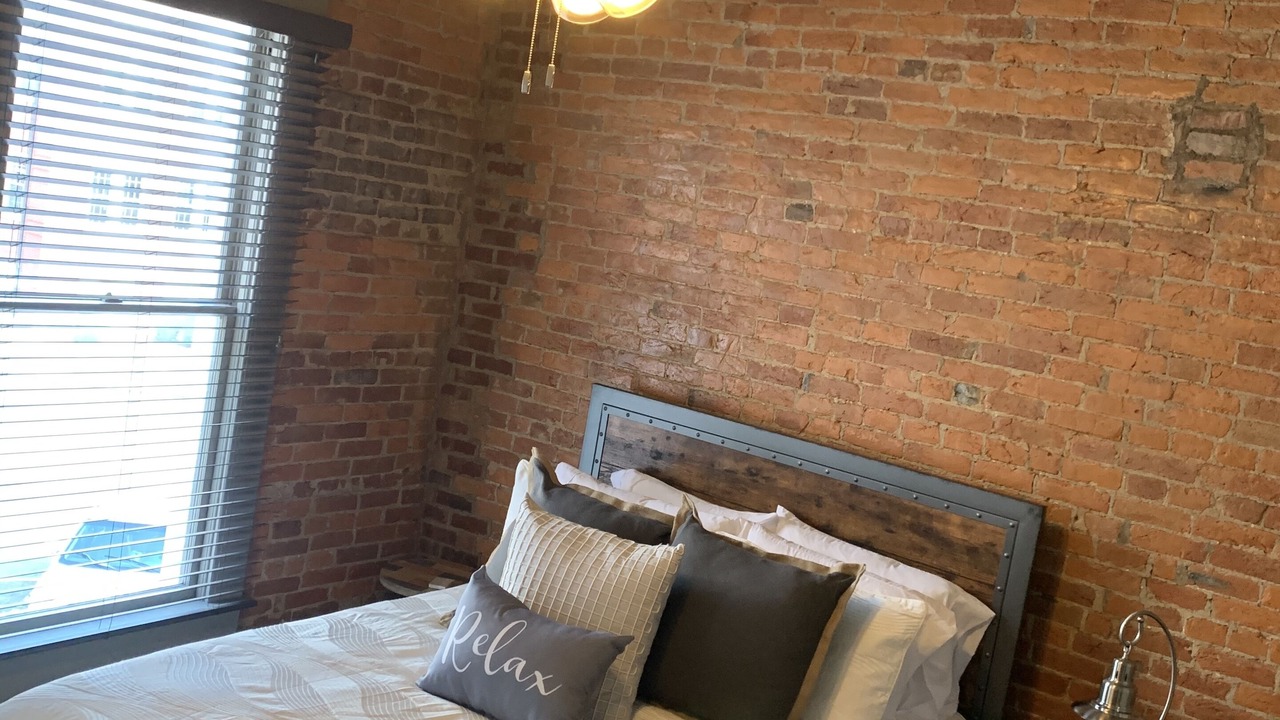 Photo of Others in Elizabethtown