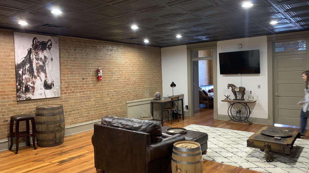 Photo of Others in Elizabethtown