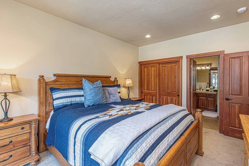 Photo of Bedroom in Purgatory