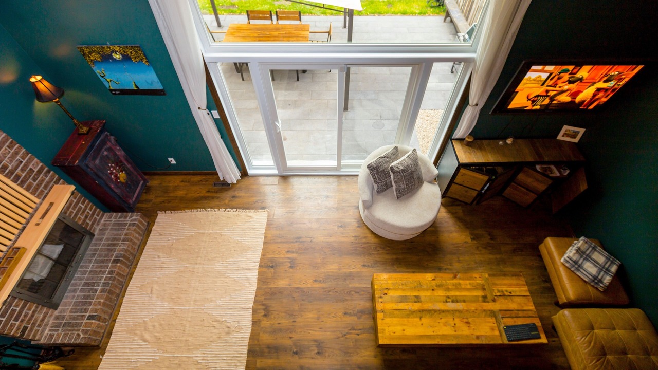 Photo of Livingroom in Pickering