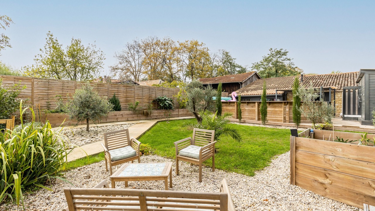 Photo of Patio Balcony in Vertheuil