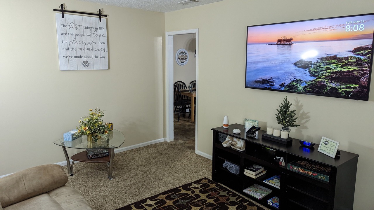 Photo of Livingroom in Albany