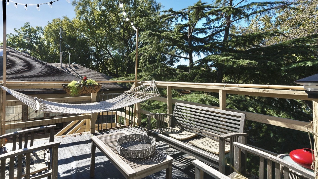 Photo of Outdoor in Peak's Suburban Addition