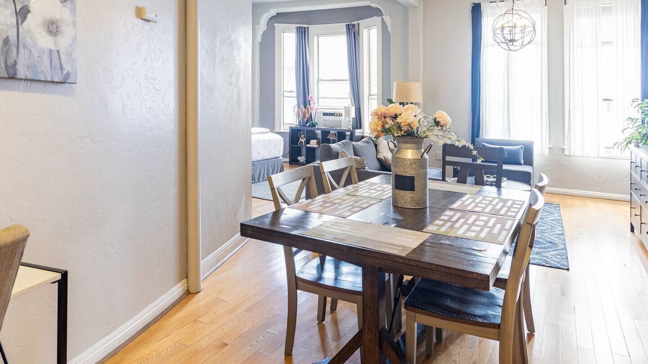 Photo of Bedroom in Gaslamp Quarter