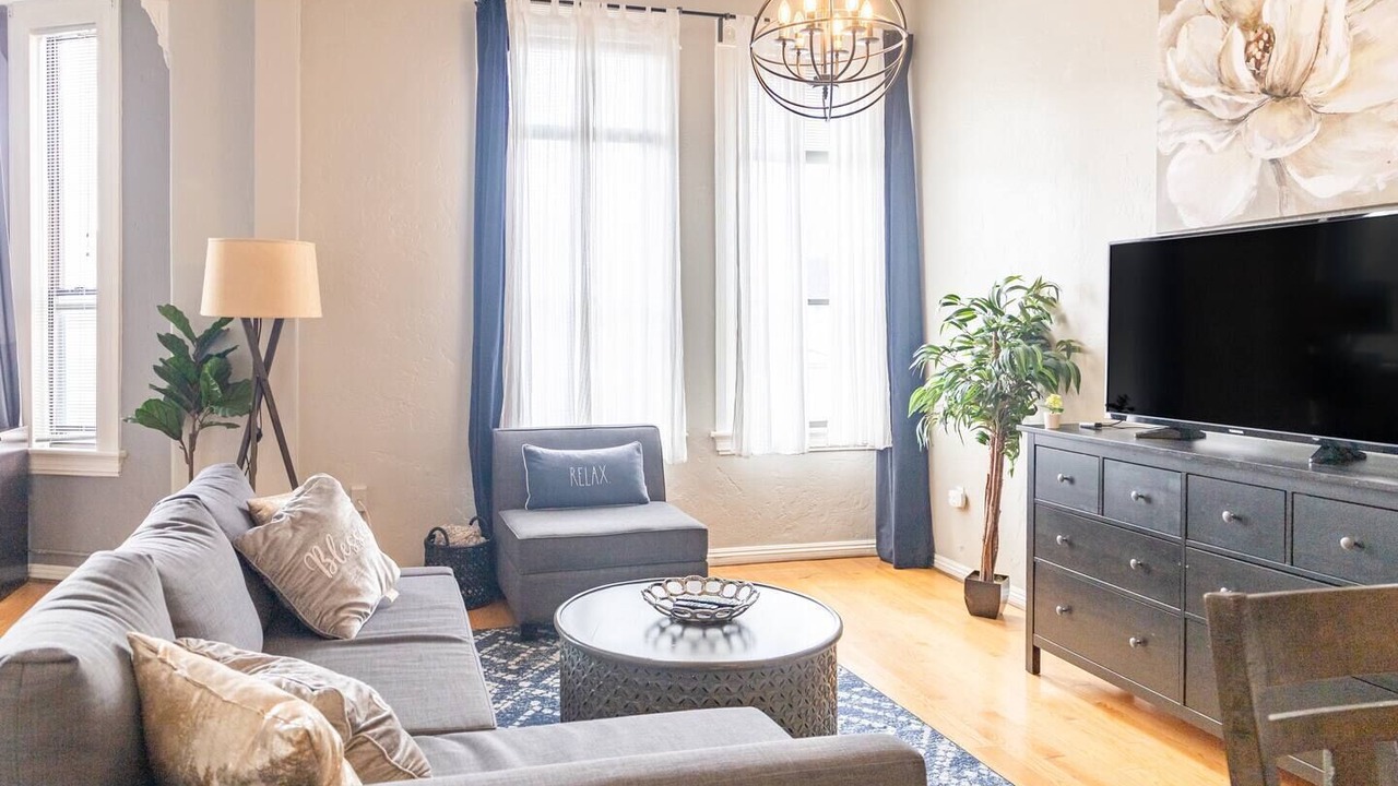 Photo of Bedroom in Gaslamp Quarter