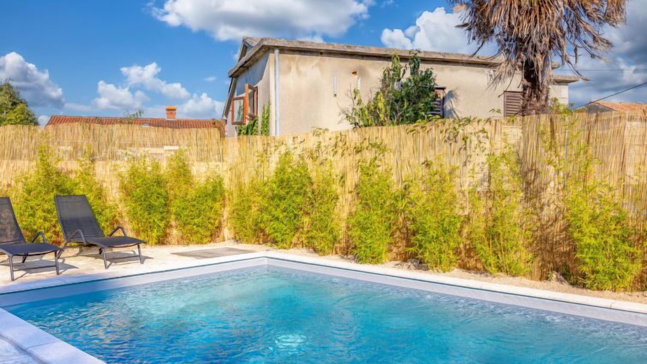 Photo of Outdoor in Garica