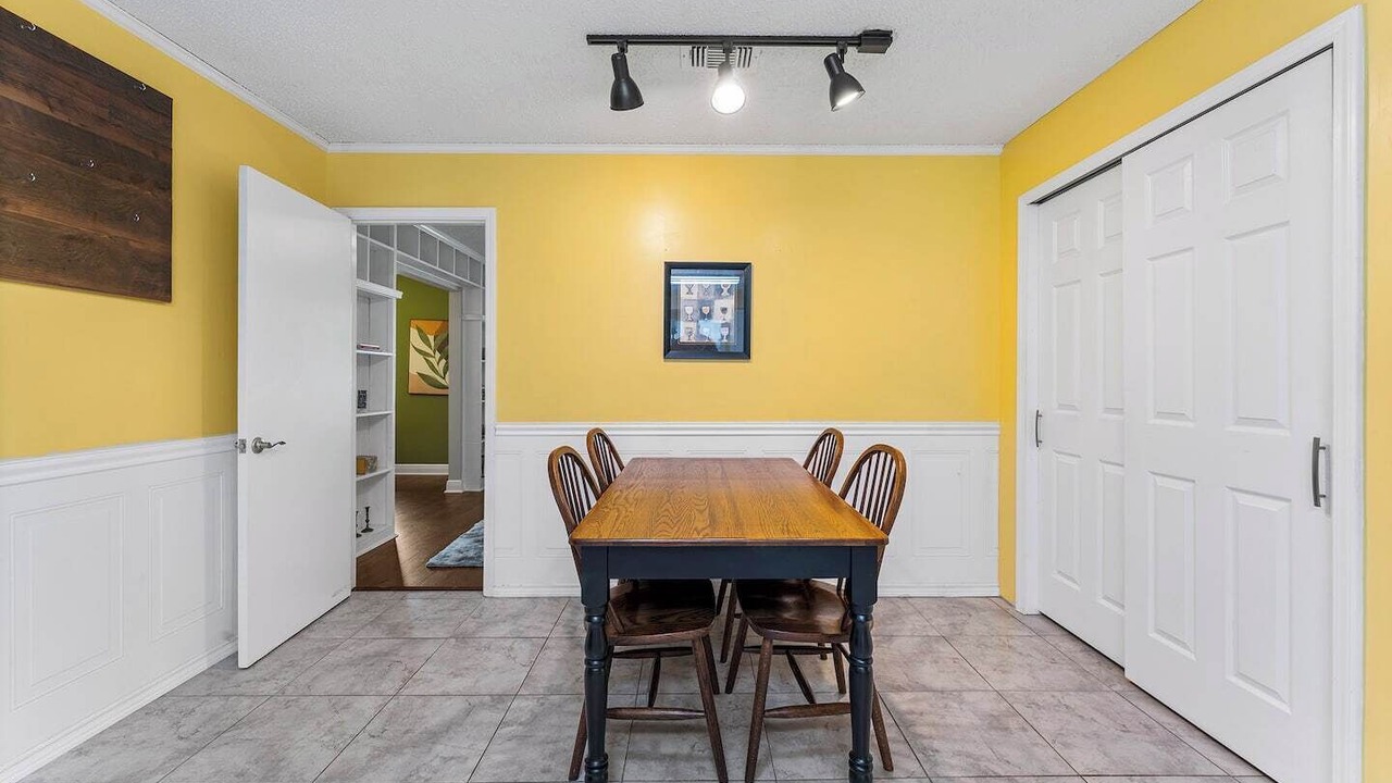 Photo of Others in Southside