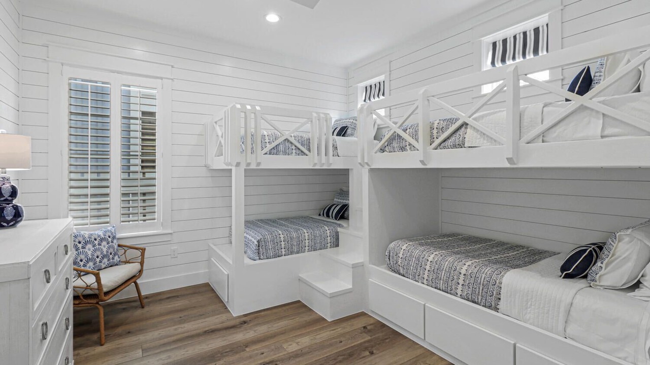 Photo of Bedroom in Cinnamon Shore