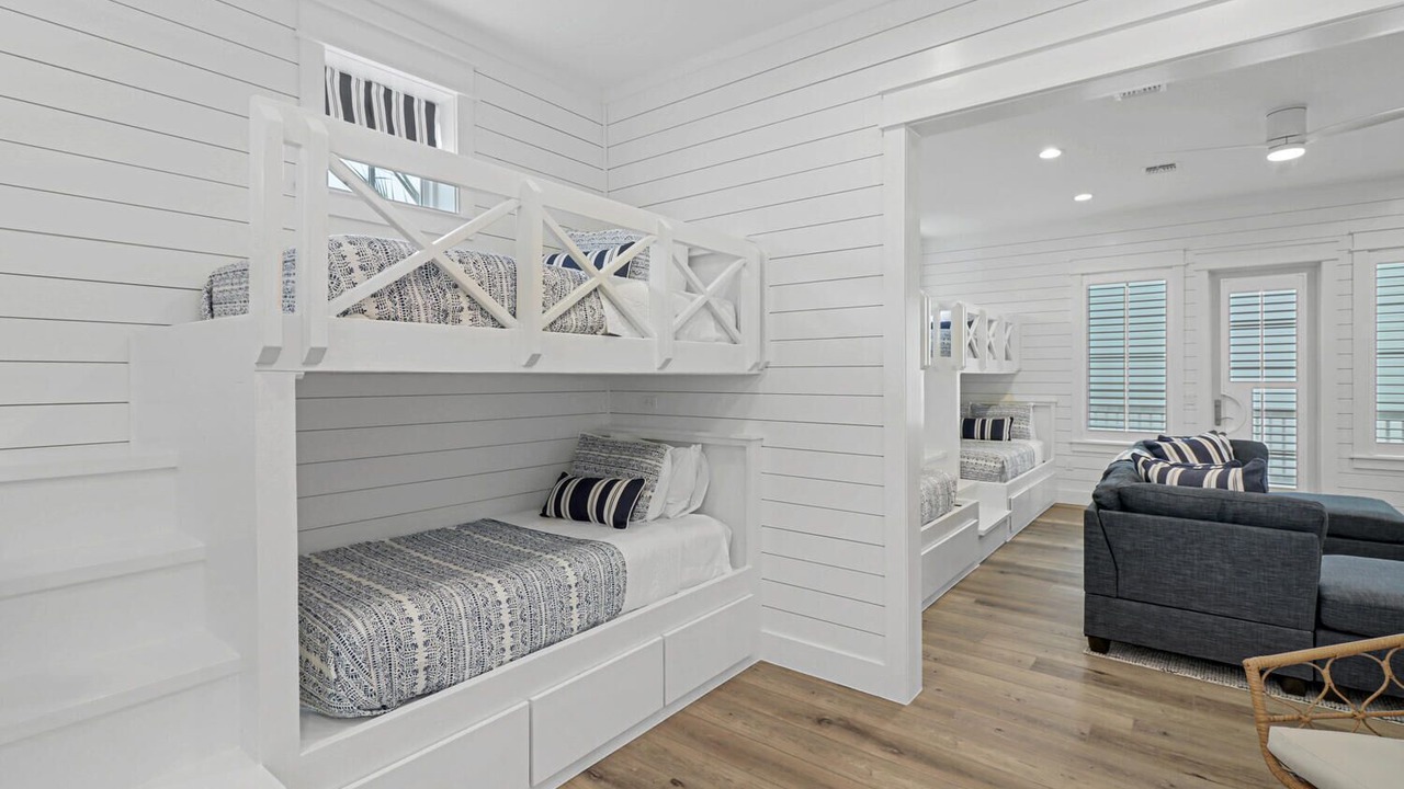Photo of Bedroom in Cinnamon Shore