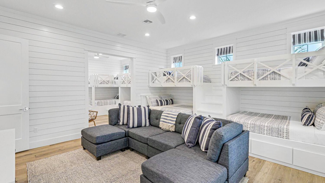 Photo of Bedroom in Cinnamon Shore