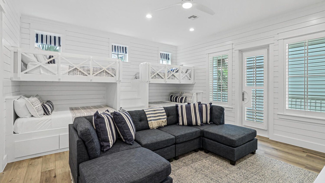 Photo of Bedroom in Cinnamon Shore