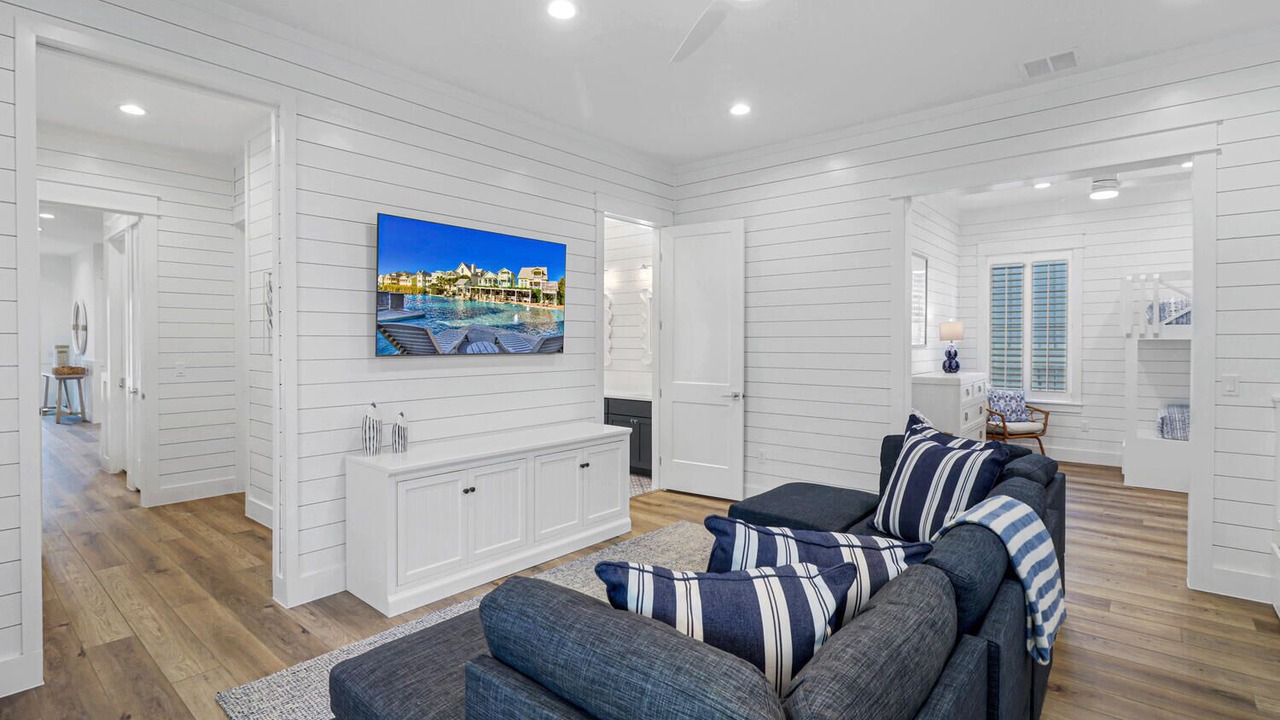 Photo of Bedroom in Cinnamon Shore