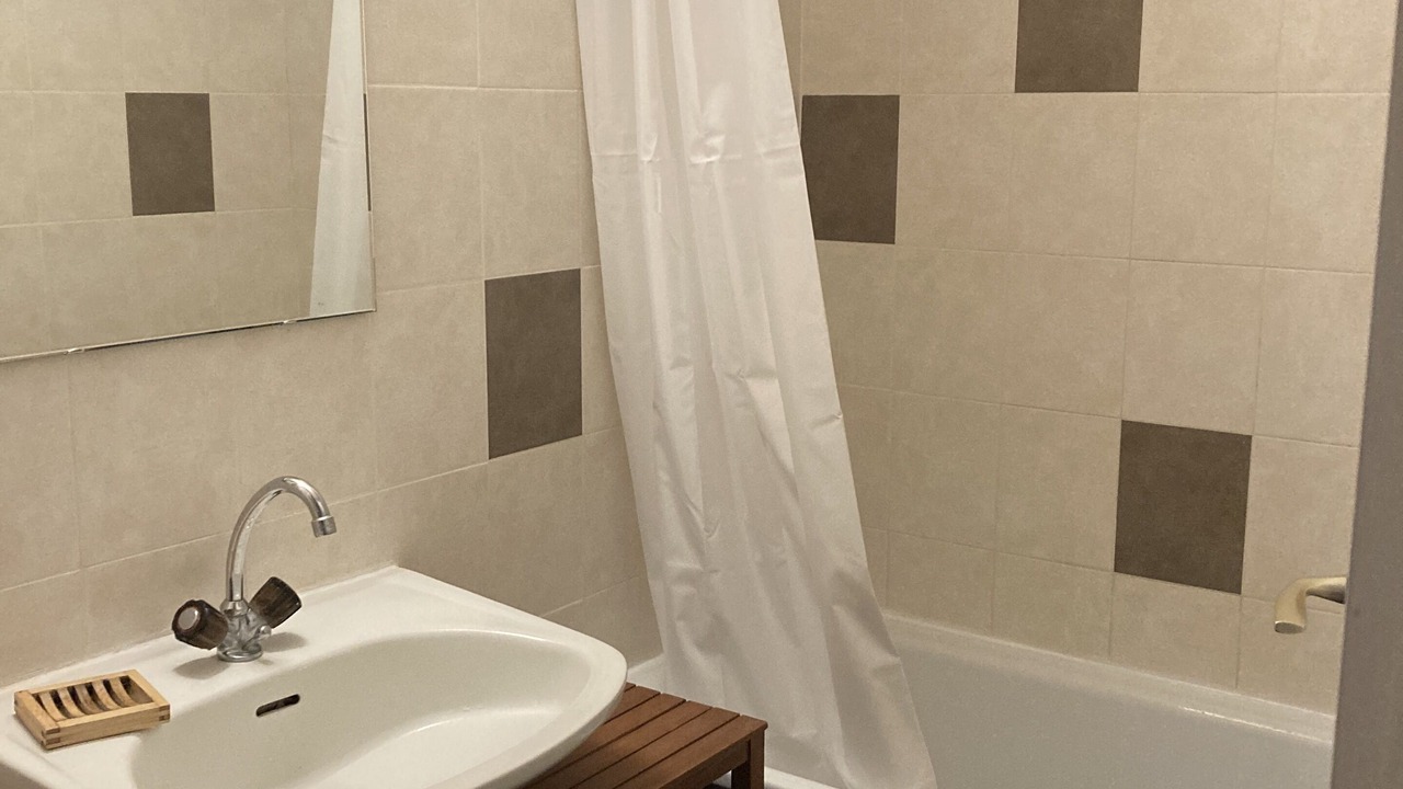 Photo of Bathroom in Esquieze-Sere
