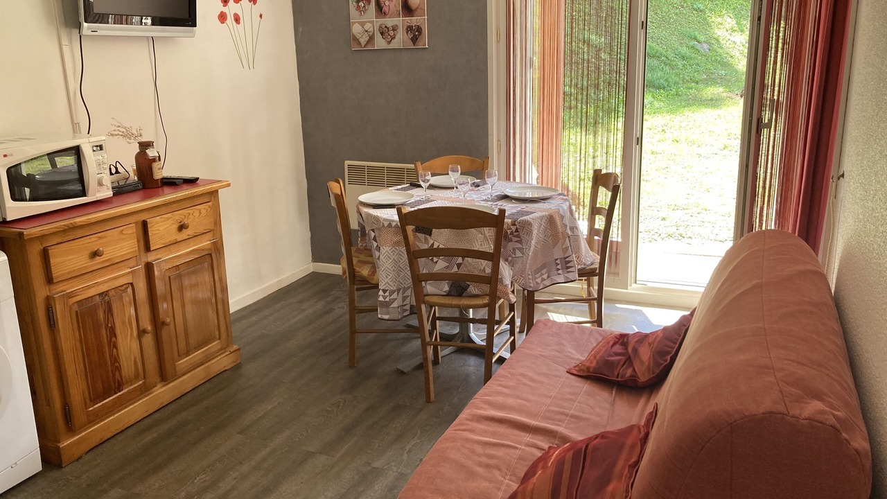Photo of Livingroom in Esquieze-Sere