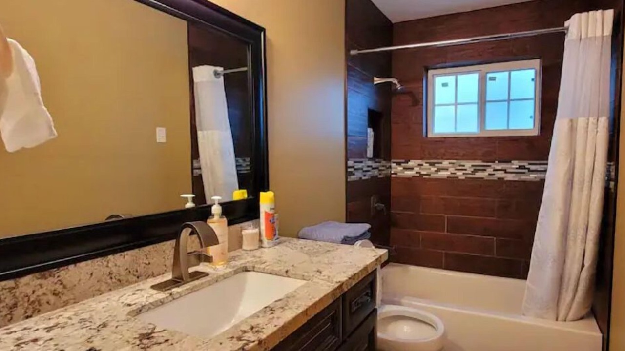 Photo of Bathroom in Spring Branch West