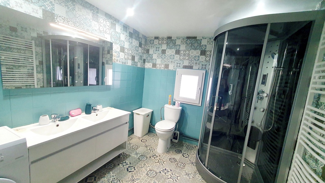 Photo of Bathroom in Breteau