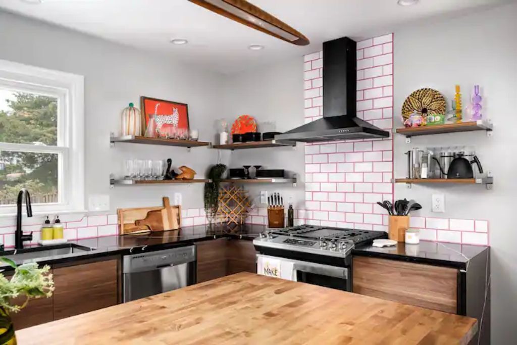 Photo of Kitchen in Waycroft - Woodlawn