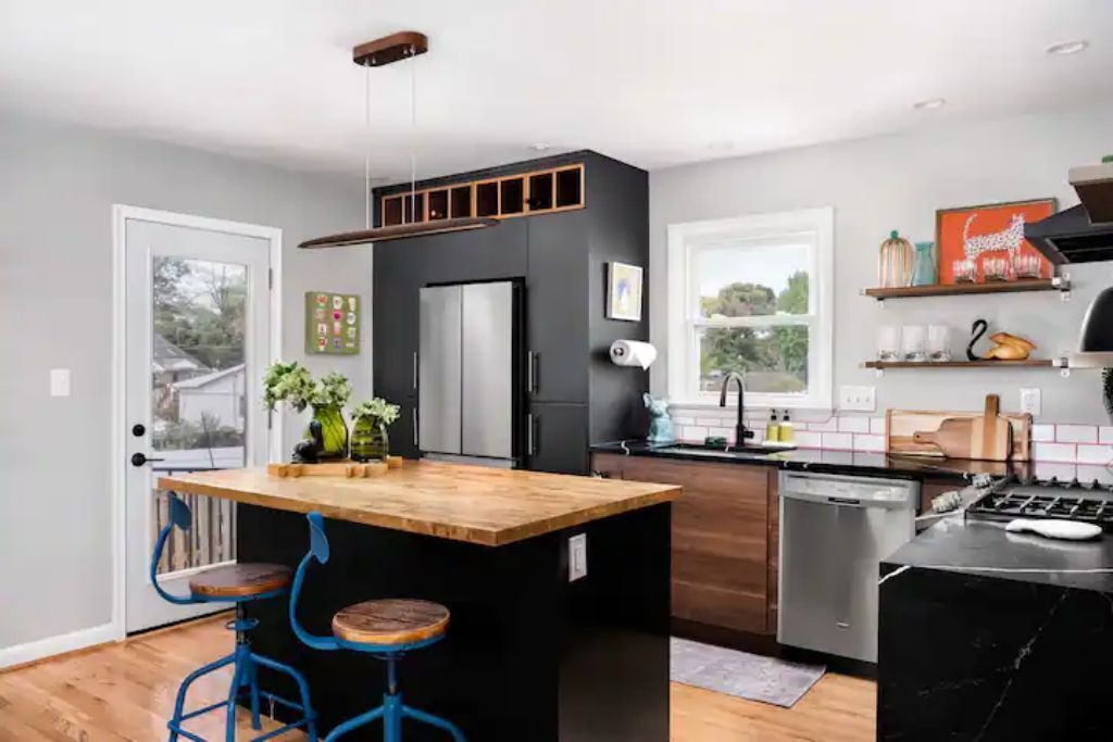 Photo of Kitchen in Waycroft - Woodlawn