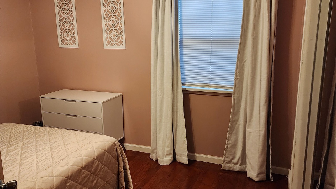 Photo of Bedroom in Champaign