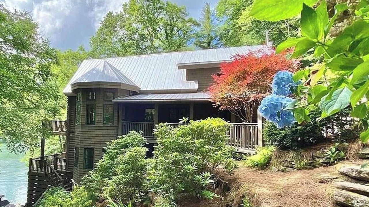 Photo of Outdoor in Glenville