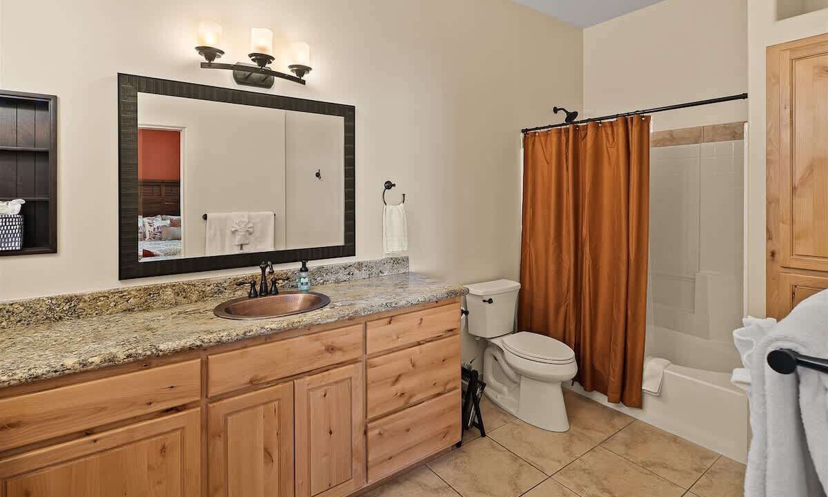 Photo of Bathroom in Cottonwood-Verde Village