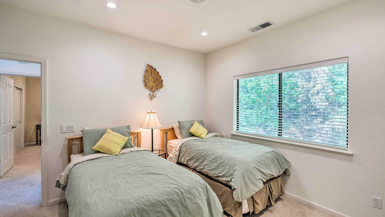 Photo of Others in Glencoe