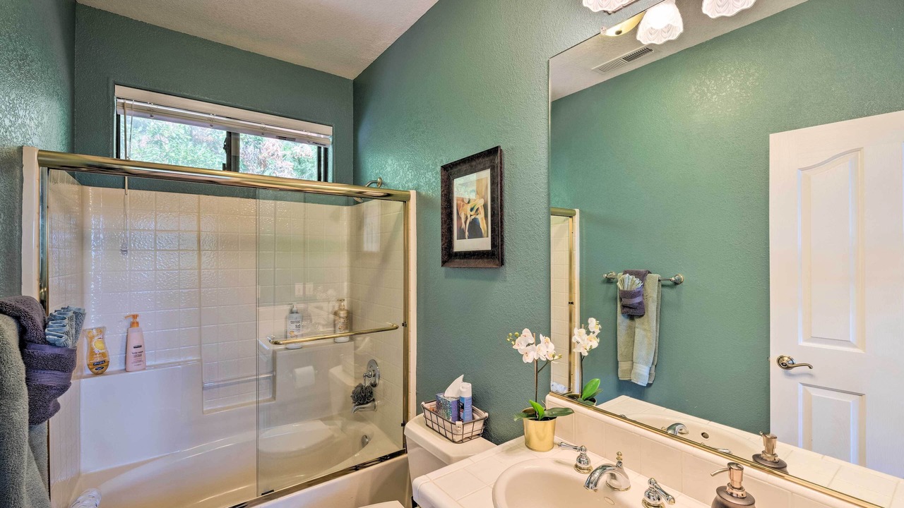 Photo of Bathroom in Glencoe