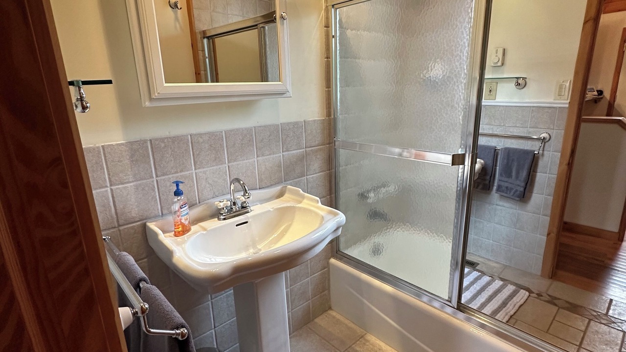 Photo of Bathroom in Lake George