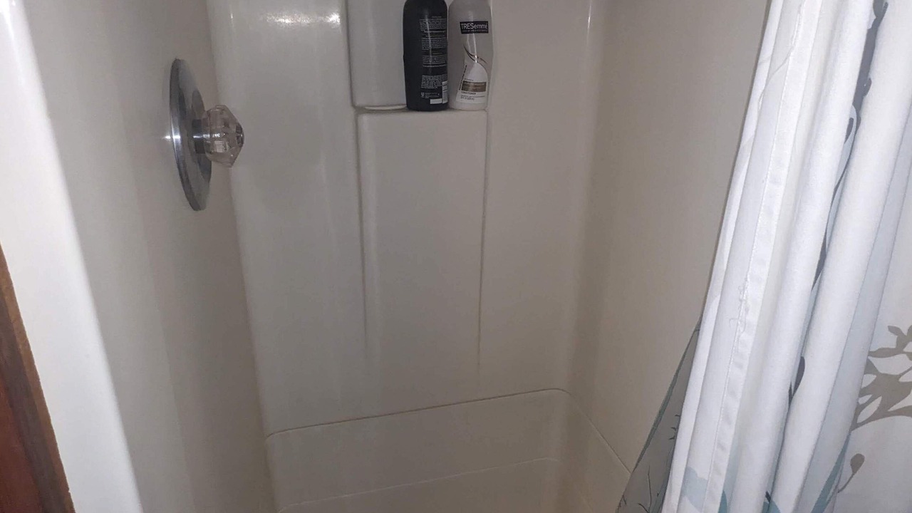 Photo of Bathroom in Lexington Hills