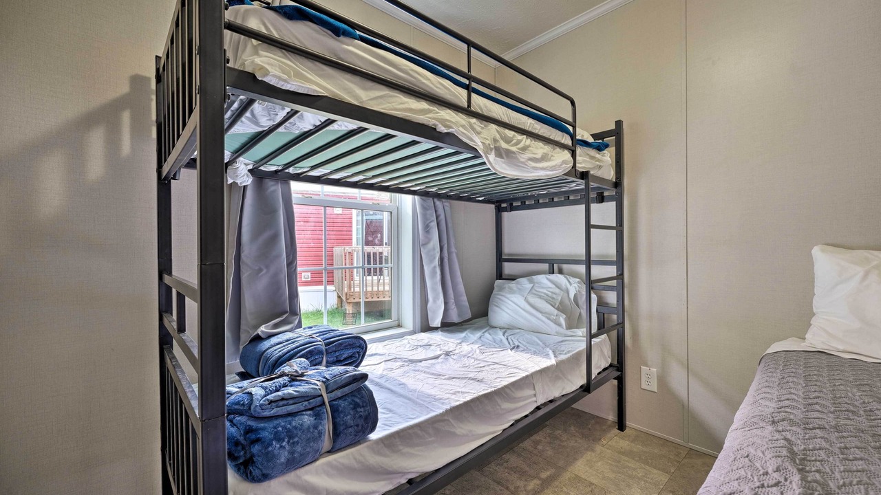 Photo of Bedroom in Cassopolis