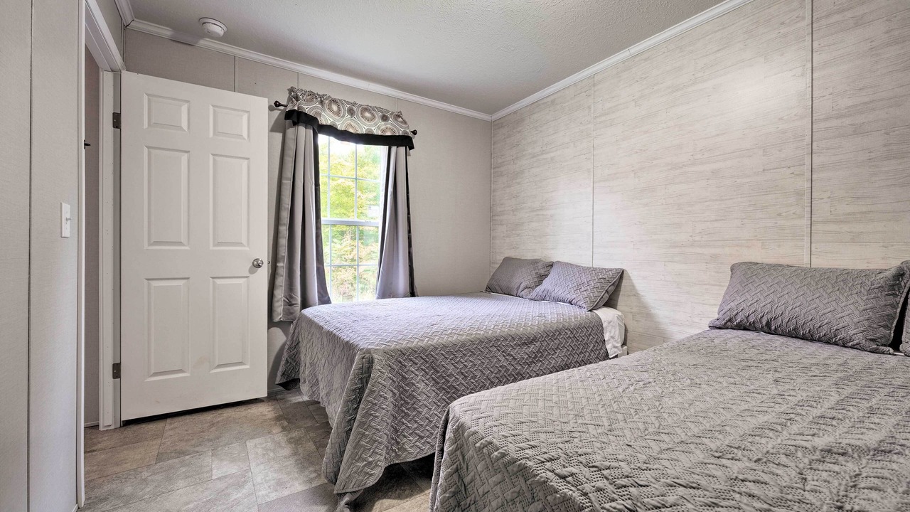 Photo of Bedroom in Cassopolis