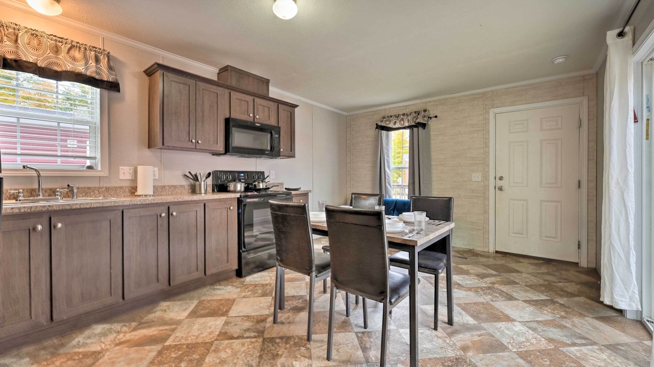 Photo of Kitchen in Cassopolis