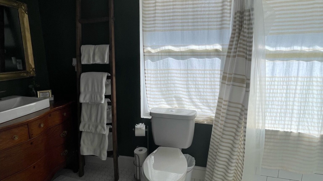 Photo of Bathroom in Crawford