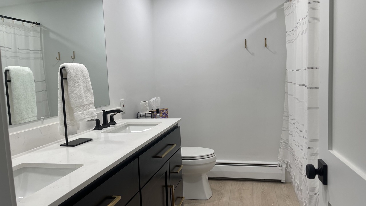 Photo of Bathroom in Iron Mountain