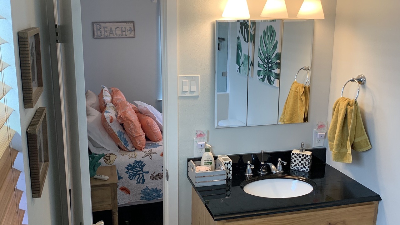 Photo of Bathroom in Galveston