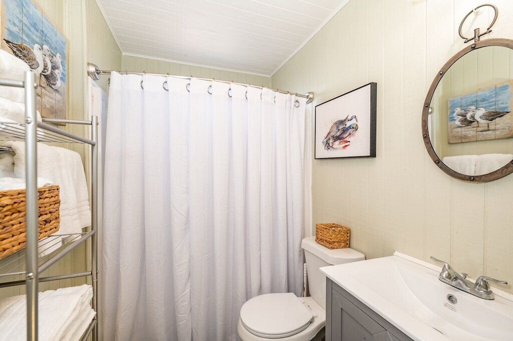 Photo of Bathroom in Cedar Lane