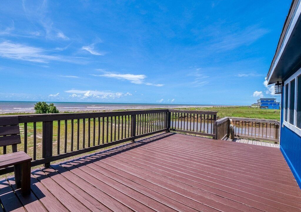 Photo of Patio Balcony in Cedar Lane