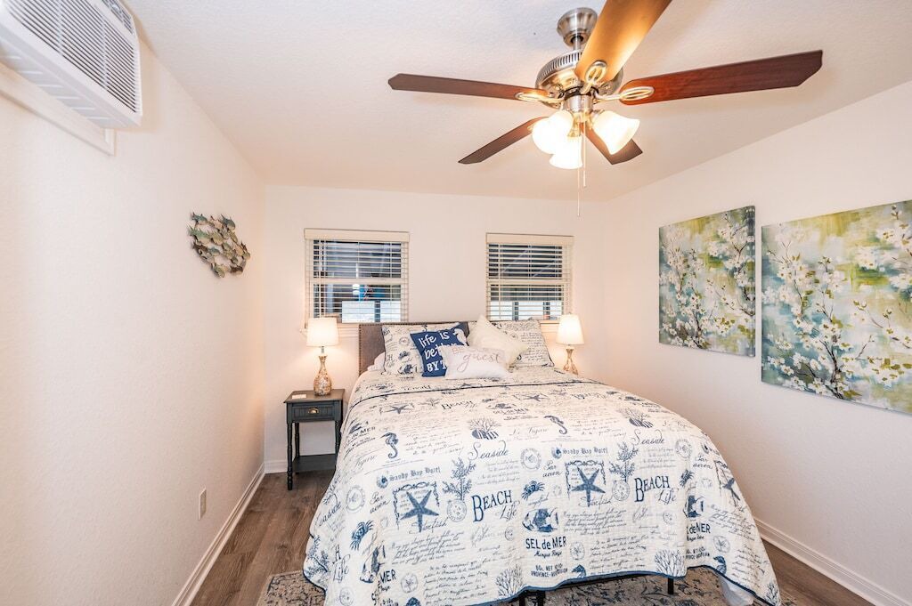 Photo of Bedroom in Cedar Lane