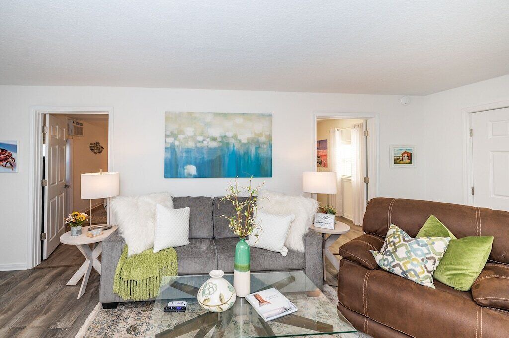 Photo of Livingroom in Cedar Lane