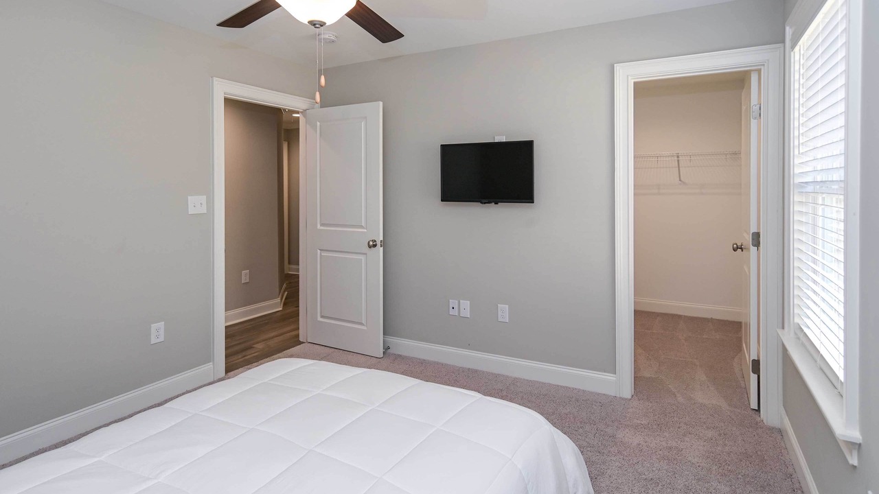 Photo of Bedroom in Hazel Green