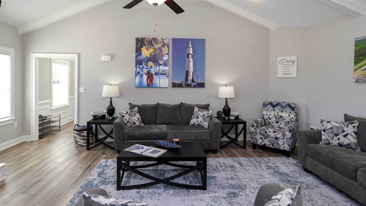 Photo of Livingroom in Hazel Green