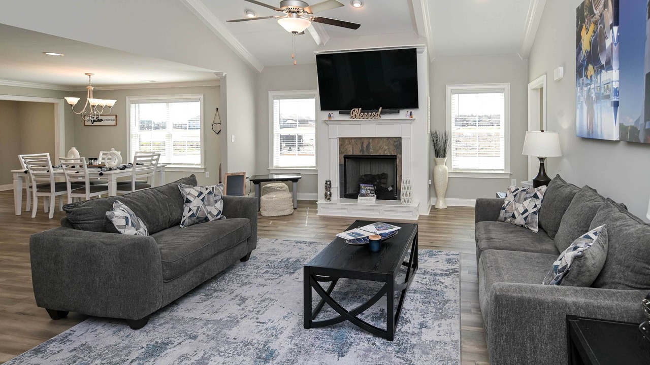 Photo of Livingroom in Hazel Green