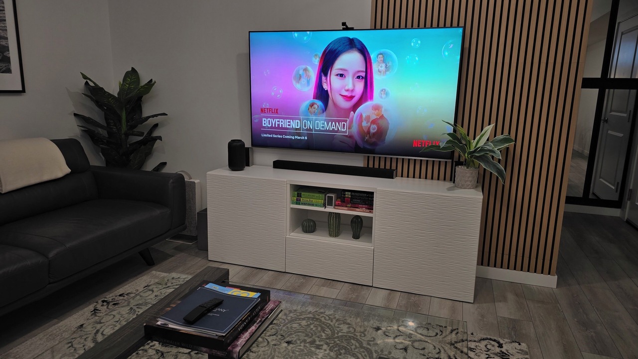 Photo of Livingroom in Southeast Calgary