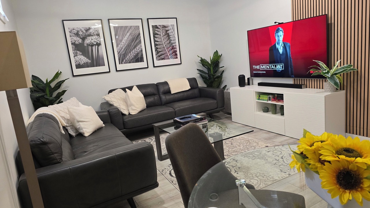 Photo of Livingroom in Southeast Calgary