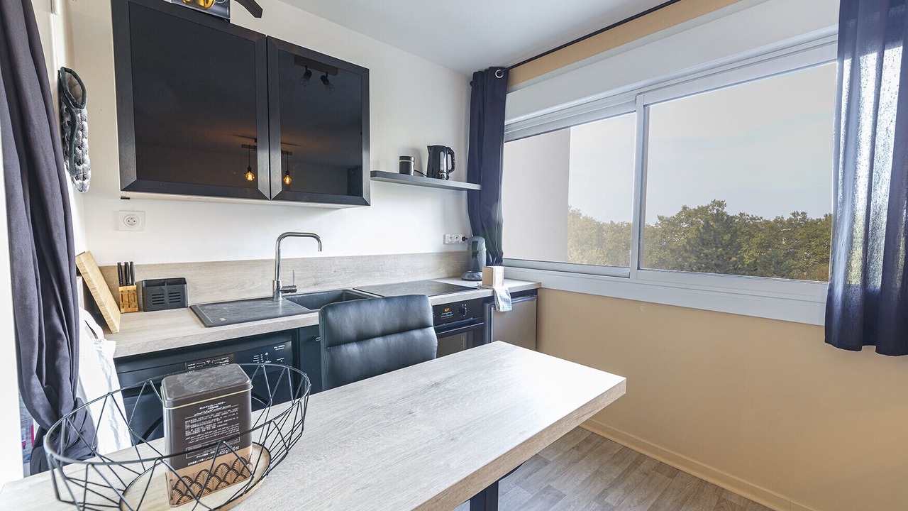 Photo of Kitchen in Roseraie - Orgemont