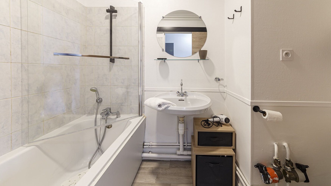 Photo of Bathroom in Roseraie - Orgemont